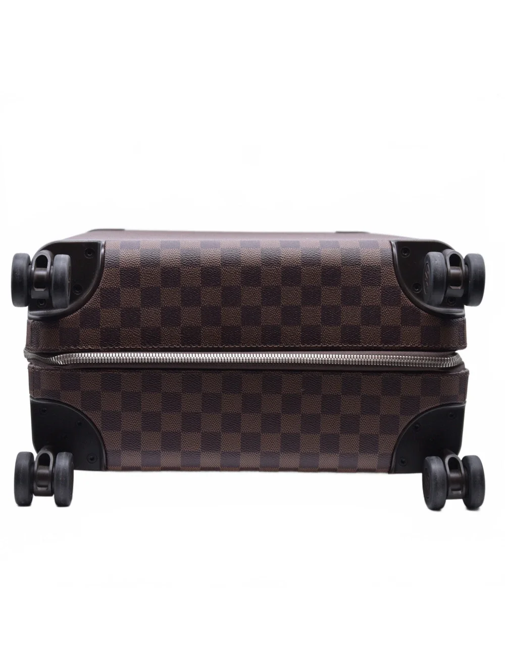 Louis Vuitton exterior excellent